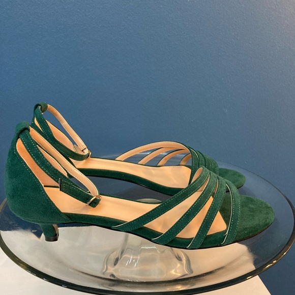 DearOnly. Kitten Heel. Open Toe Buckle Sandals. Green. Women Size 10.5 - Picture 5 of 7